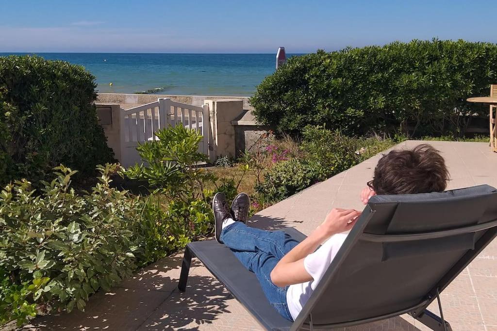 Vue Exceptionnelle En Front De Mer, 8 Personnes Ver-sur-Mer Exterior photo